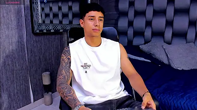 jaze bradley online show from 09-11-25, 11:32