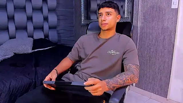 jaze bradley online show from 09-18-25, 11:34