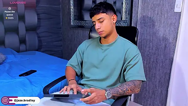 jaze bradley online show from 10-03-25, 11:29