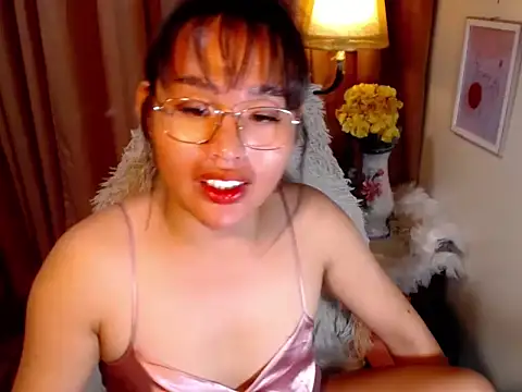 Snapshot of urmidnightcravingsxx chatting on 04-17-26, 11:52 urmidnightcravingsxx online show from 04-17-26, 11:52