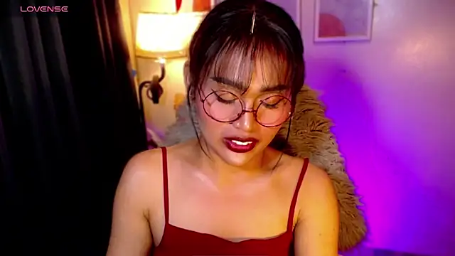 Snapshot of urmidnightcravingsxx chatting on 06-11-26, 03:59 urmidnightcravingsxx online show from 06-11-26, 03:59