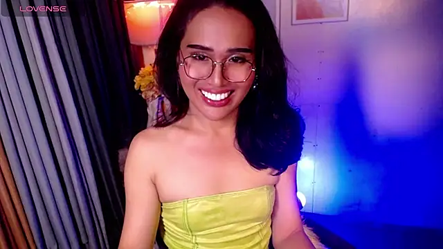 urmidnightcravingsxx online show from 08-03-26, 06:34