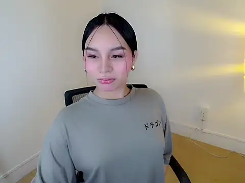 holly tabby online show from 01-14-26, 09:20