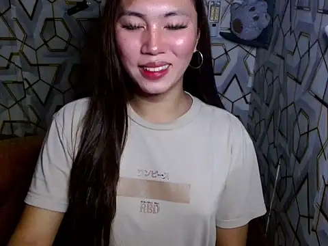 Snapshot of sugar_hailey chatting on 12-21-25, 05:20 sugar hailey online show from 12-21-25, 05:20