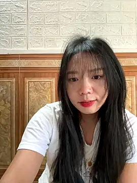 Snapshot of binejr chatting on 10-13-25, 08:36 binejr online show from 10-13-25, 08:36