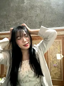 Snapshot of binejr chatting on 10-31-25, 07:20 binejr online show from 10-31-25, 07:20