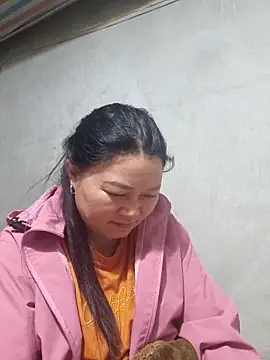 yoowwmr online show from 12-22-25, 01:52