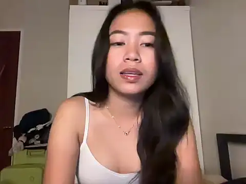 candycrushyyy online show from 11-04-25, 07:24