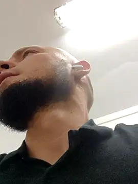 Snapshot of ALEX69Al chatting on 02-12-26, 04:57 ALEX69Al online show from 02-12-26, 04:57