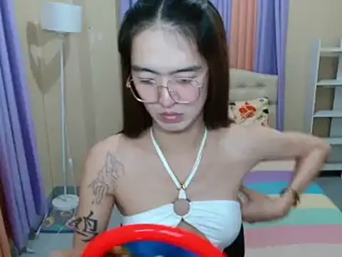 XxTsUncutAskaxX online show from 06-18-26, 04:11