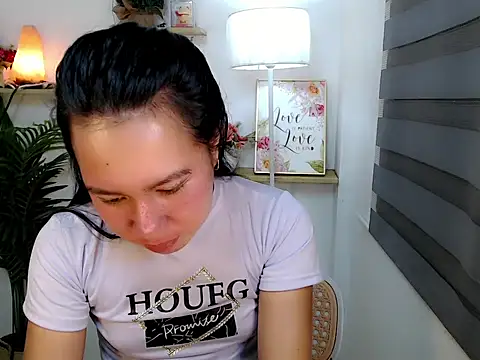 kimbratx online show from 11-10-25, 10:20