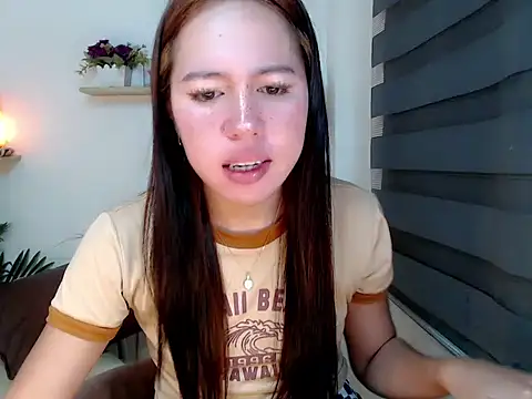 Snapshot of kimbratx chatting on 04-10-26, 10:14 kimbratx online show from 04-10-26, 10:14