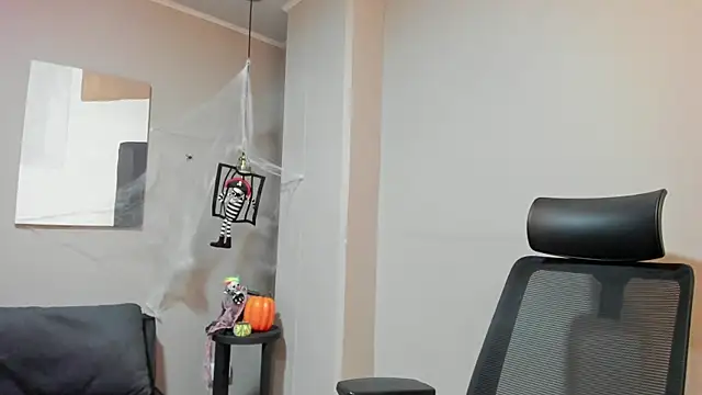 emily mars1 online show from 10-17-25, 08:11