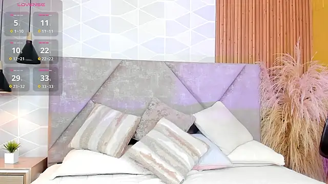 Jade Whisper online show from 02-03-26, 01:26