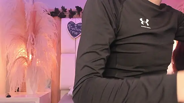 Snapshot of Daphne_And_Roger chatting on 03-23-26, 11:14 Daphne And Roger online show from 03-23-26, 11:14