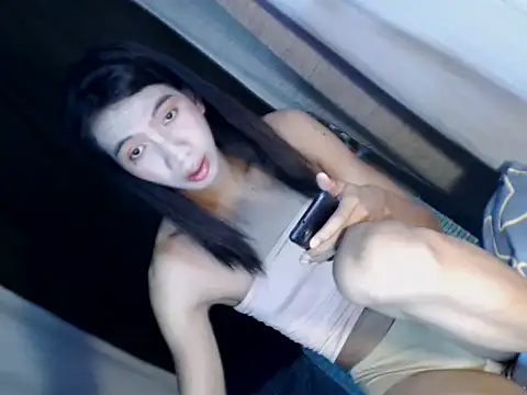 Snapshot of xyourdreamtrans chatting on 10-03-25, 06:32 xyourdreamtrans online show from 10-03-25, 06:32