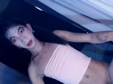 Snapshot of xyourdreamtrans chatting on 10-29-25, 06:48 xyourdreamtrans online show from 10-29-25, 06:48