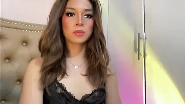 solana imani online show from 11-14-25, 06:17