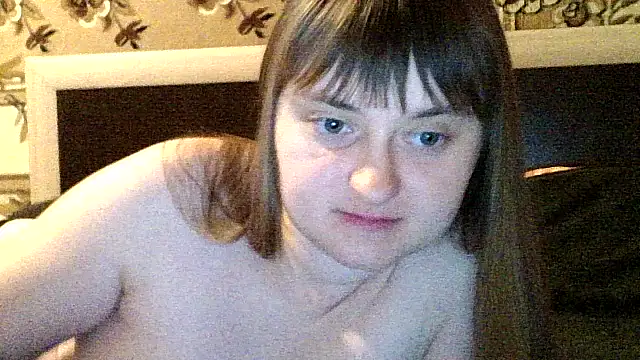 Snapshot of LuckyLust11 chatting on 10-03-25, 10:45 LuckyLust11 online show from 10-03-25, 10:45