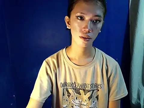 Snapshot of Ayabell123 chatting on 10-11-25, 04:44 Ayabell123 online show from 10-11-25, 04:44