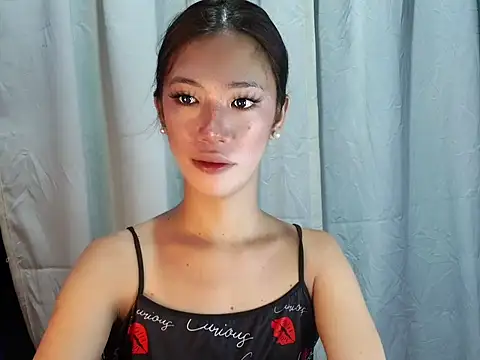 Snapshot of Ayabell123 chatting on 10-16-25, 04:41 Ayabell123 online show from 10-16-25, 04:41