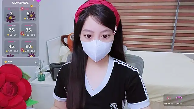 -MinaYoung- online show from 10-06-25, 03:04