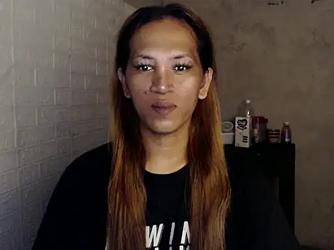 isabellabigcock06 online show from 04-06-26, 11:00