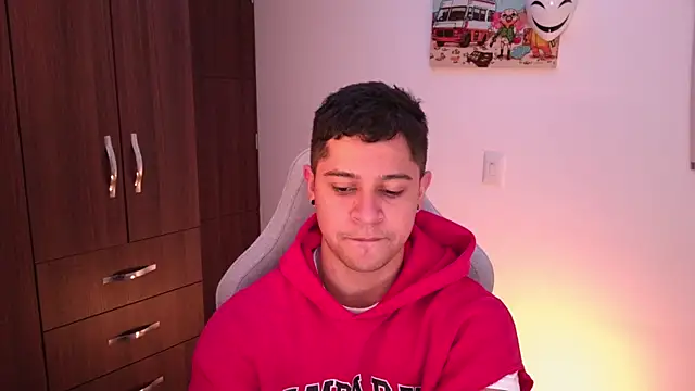 Snapshot of domsantiago_ chatting on 10-23-25, 01:49 domsantiago online show from 10-23-25, 01:49