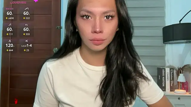 Snapshot of Demi_Maddison chatting on 03-13-26, 02:01 Demi Maddison online show from 03-13-26, 02:01