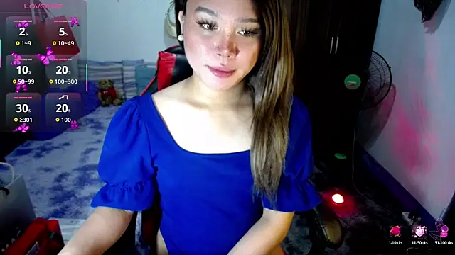 Urassiansweetcummer online show from 02-19-26, 12:39