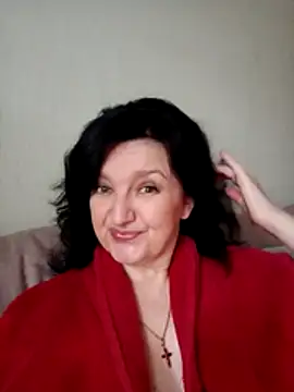 Snapshot of MilaSky4701 chatting on 12-21-25, 01:18 MilaSky4701 online show from 12-21-25, 01:18