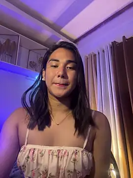 Snapshot of magnificent_kitana chatting on 04-08-26, 03:39 magnificent kitana online show from 04-08-26, 03:39