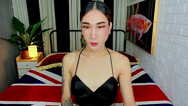 TRANSGODDESSA online show from 10-21-25, 09:04