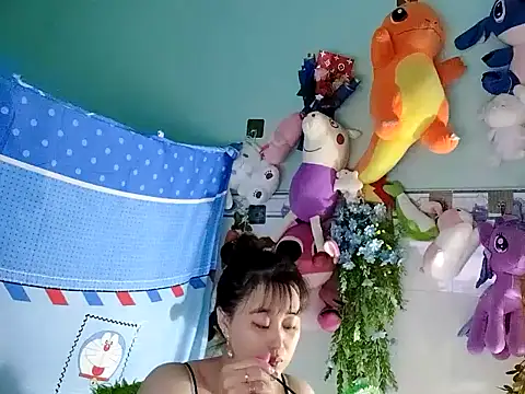 emgaixinhngoan online show from 10-25-25, 03:03