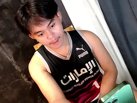 urguy toshi online show from 10-22-25, 02:34