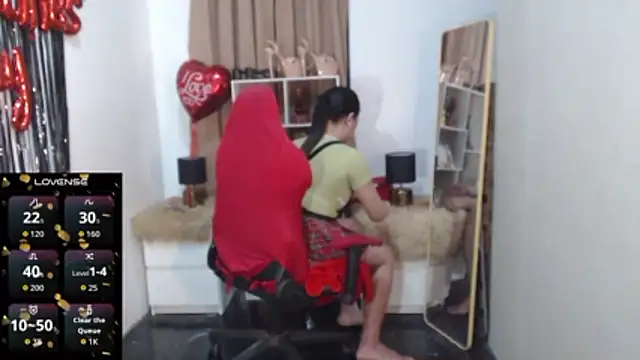 RebeccaTs online show from 02-14-26, 10:12