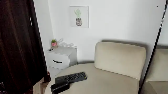 NikolTucson online show from 03-27-26, 04:51