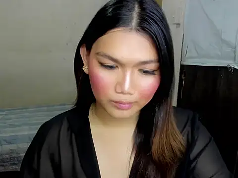 Snapshot of Lou_heart chatting on 10-20-25, 03:12 Lou heart online show from 10-20-25, 03:12