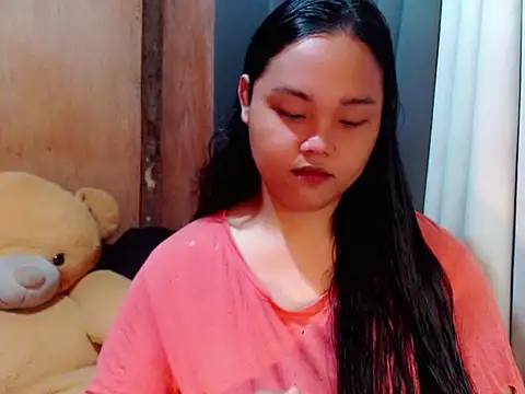  Lylia online show from 11-28-25, 09:39