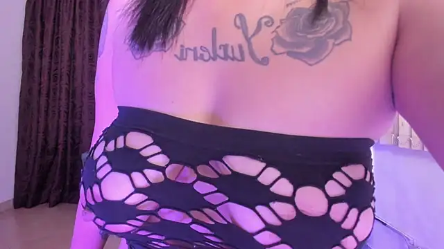 Dantzel  online show from 11-13-25, 07:46