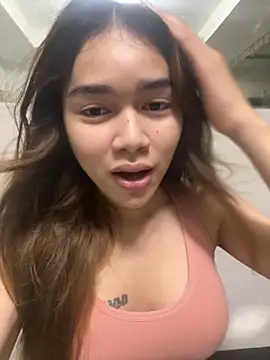 gabbyvixen online show from 10-13-25, 09:09