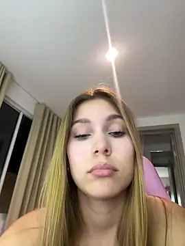 Snapshot of Nikii__ chatting on 08-09-26, 02:35 Nikii online show from 08-09-26, 02:35