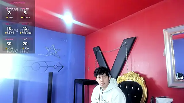 Snapshot of Jackson_n_Scarlett chatting on 10-02-25, 01:07 Jackson n Scarlett online show from 10-02-25, 01:07