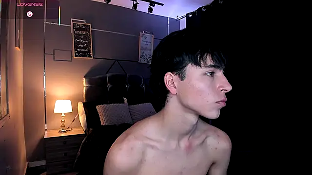 Christopher 77 online show from 09-13-25, 08:19