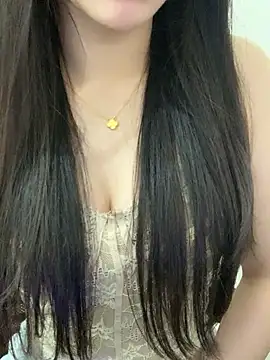 JennyQueen18 online show from 05-09-26, 05:56