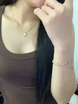 JennyQueen18 online show from 05-12-26, 05:37