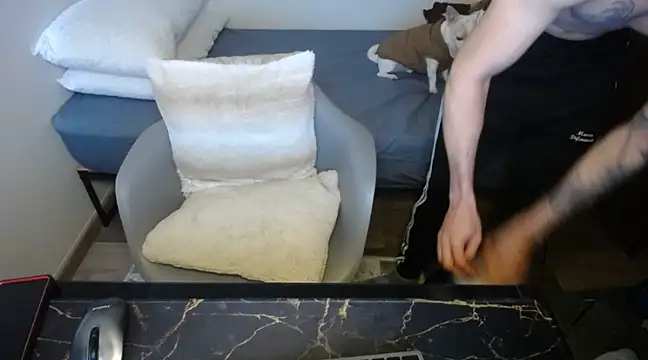 Snapshot of bossking017 chatting on 01-14-25, 01:06 bossking017 online show from 01-14-25, 01:06