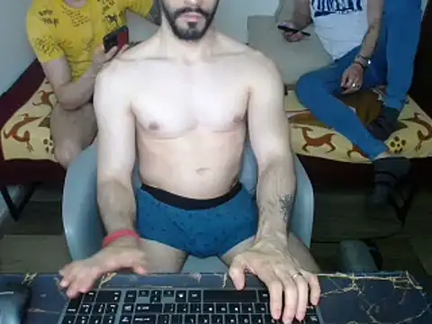 Snapshot of bossking017 chatting on 03-23-25, 05:32 bossking017 online show from 03-23-25, 05:32