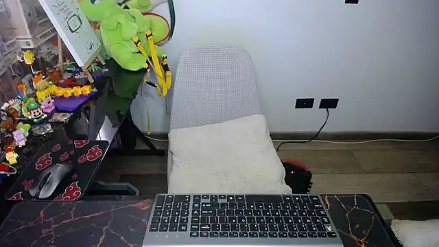 Snapshot of bossking017 chatting on 09-14-25, 03:11 bossking017 online show from 09-14-25, 03:11