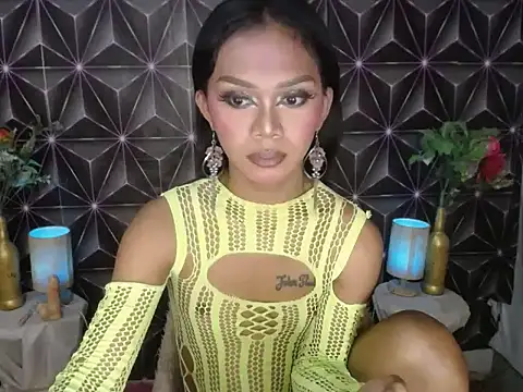 Snapshot of carin_slut chatting on 09-25-25, 09:02 carin slut online show from 09-25-25, 09:02